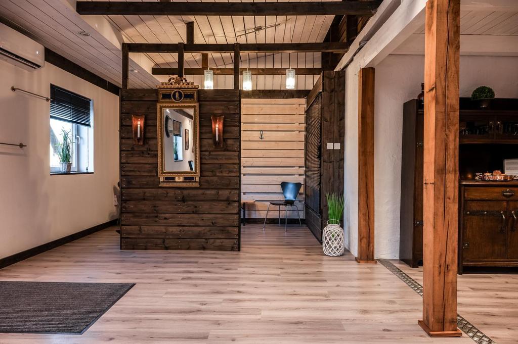 Unique Rustic Property In Skane Linderod Exterior photo